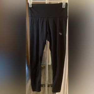 Vanquish Fitness leggings